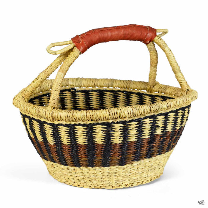 https://matsudasnursery.com/mtg2021/img/Deco_AsylumDown_WovenBasket_FruitBasket_NaturalThinBlackLine.jpg