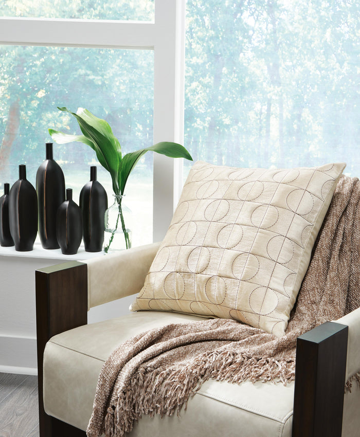 Kydner Pillow (4/CS) - Beige/Brown