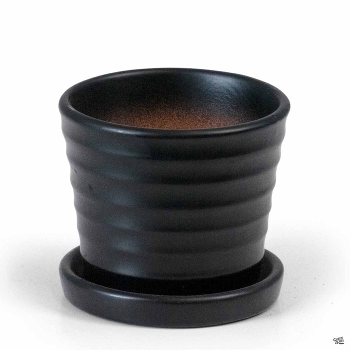 Matte Ribbed Pot Matte Black