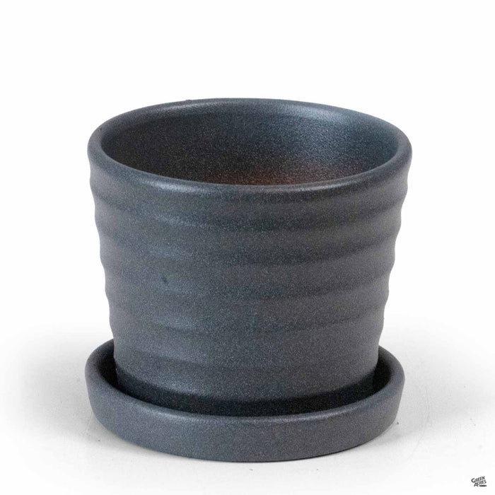 Matte Ribbed Pot Sandy Matte Black